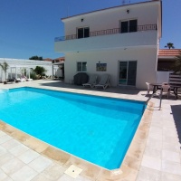 Beautiful 5 bedroom Villa with private swimming in Pyla